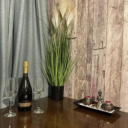 Apartment Sweet *
